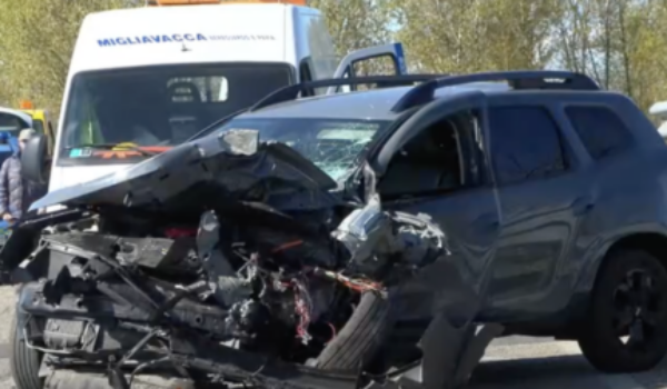 Pulmino del Grest coinvolto in un incidente, feriti alcuni bambini